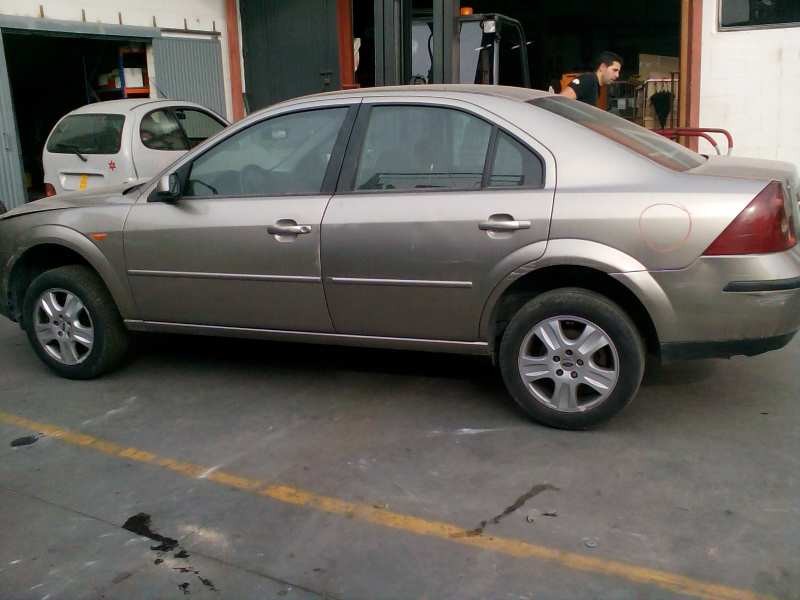 ford mondeo berlina (ge) del año 2003