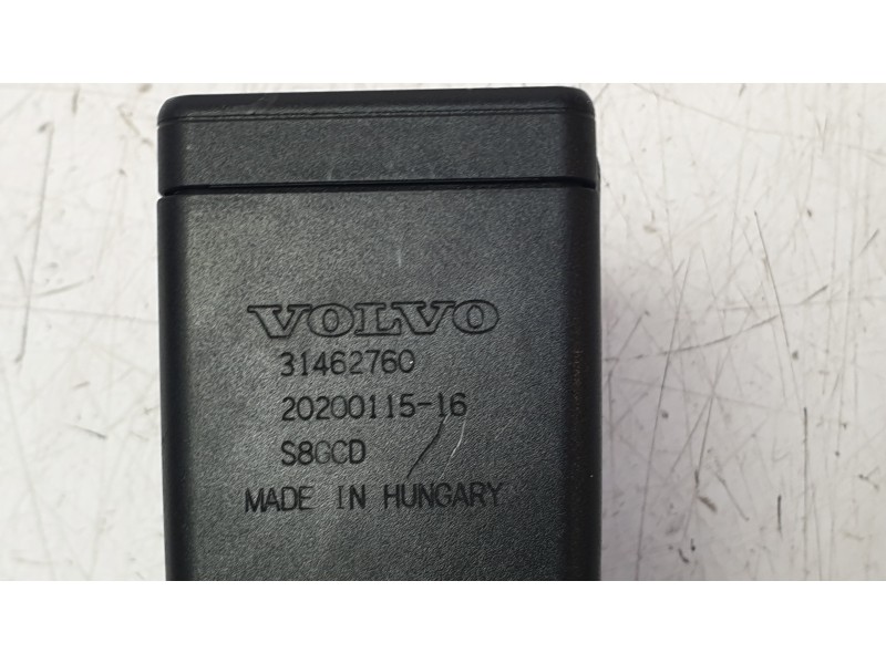 Recambio de enganche cinturon trasero central para volvo s60 iii (224) t5 referencia OEM IAM 31462760  
