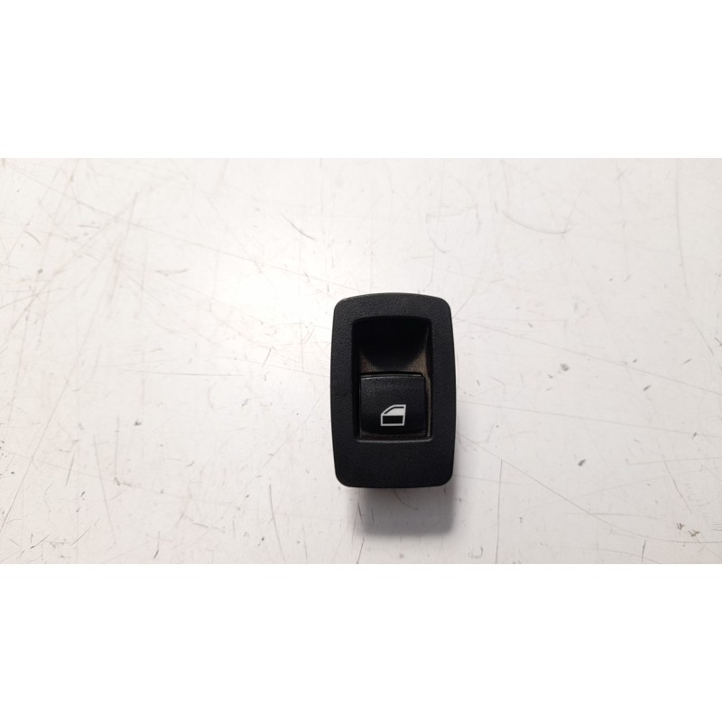 Recambio de mando elevalunas trasero derecho para bmw serie 1 lim. (f20) 1.6 turbodiesel referencia OEM IAM 61319208106  