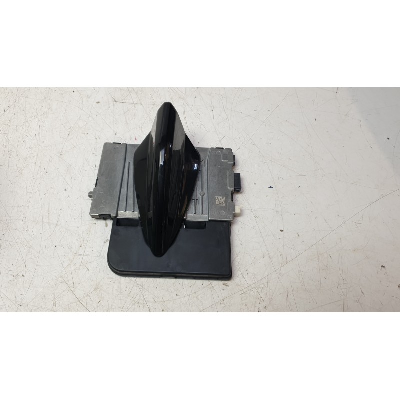 Recambio de antena para peugeot 208 ii (ub_, up_, uw_, uj_) 1.2 puretech 100 referencia OEM IAM 9860265180  