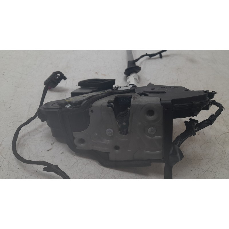 Recambio de cerradura puerta delantera izquierda para volkswagen t-roc (a11, d11) 2.0 tdi referencia OEM IAM 3J1837015  