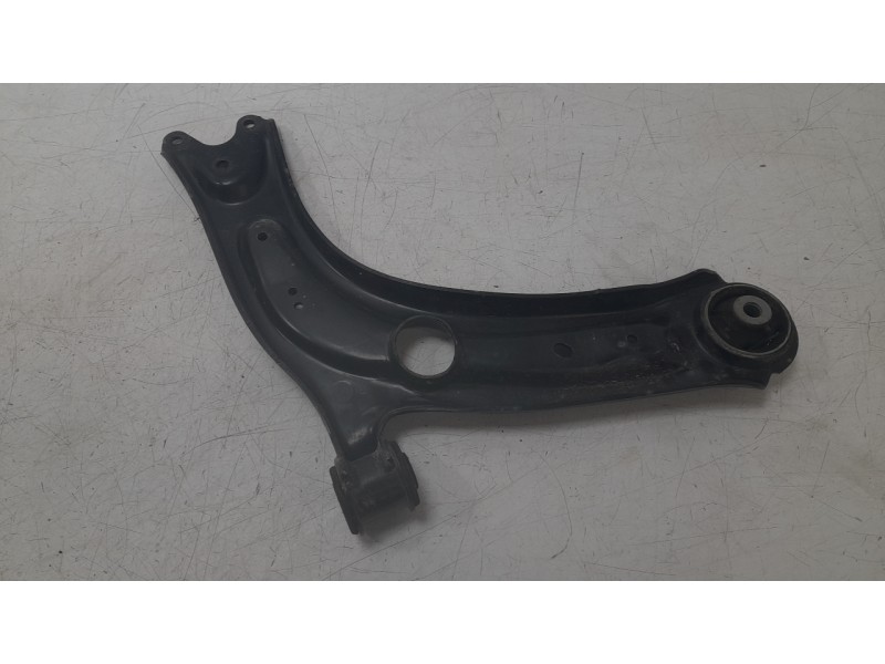 Recambio de brazo suspension inferior delantero izquierdo para volkswagen tiguan (ad1, ax1) 1.4 tsi referencia OEM IAM 3Q0407151
