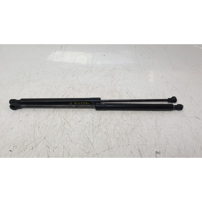 Recambio de amortiguadores maletero / porton para peugeot 208 ii (ub_, up_, uw_, uj_) 1.2 puretech 100 referencia OEM IAM 982775