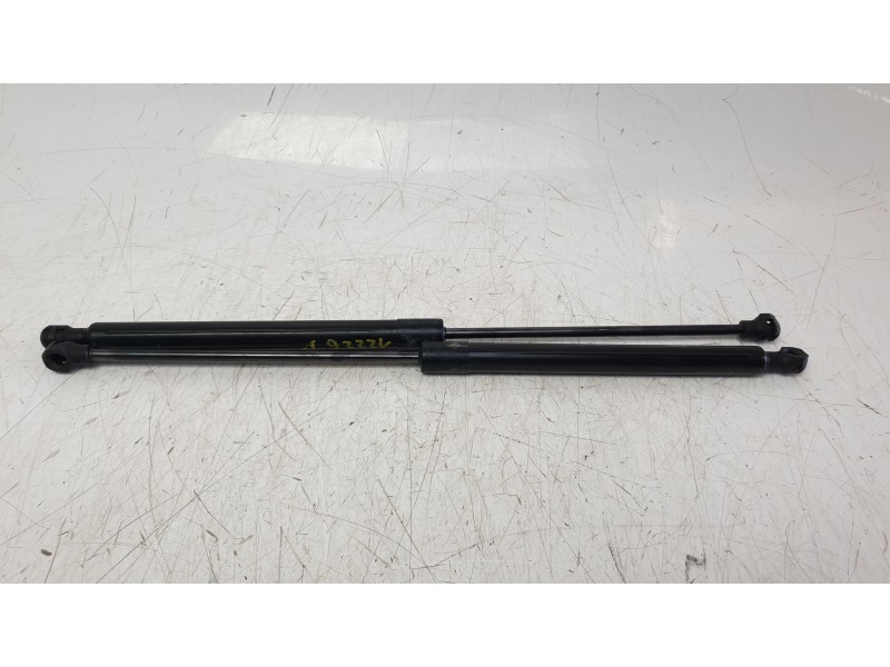 Recambio de amortiguadores maletero / porton para peugeot 208 ii (ub_, up_, uw_, uj_) 1.2 puretech 100 referencia OEM IAM 982775