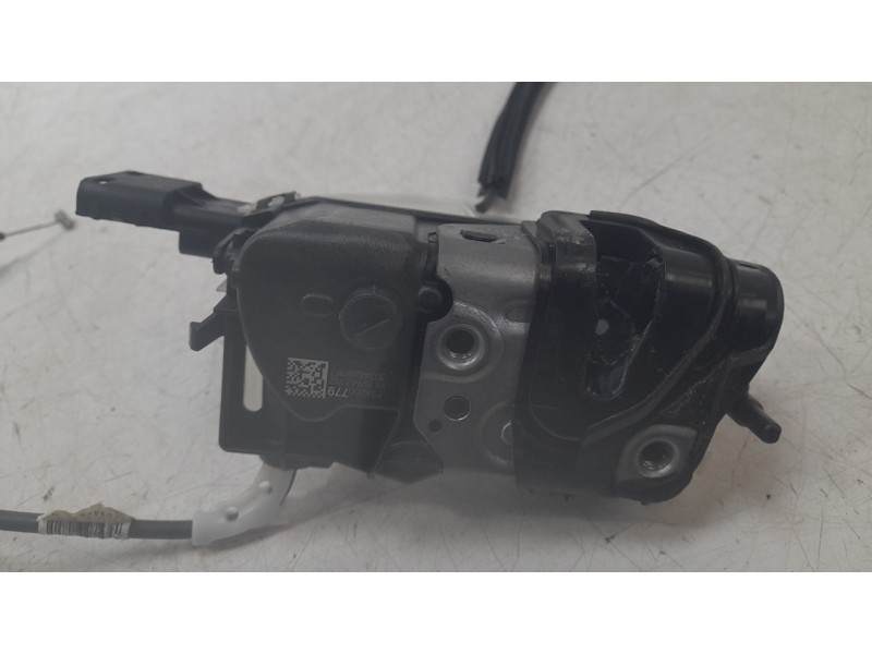 Recambio de cerradura puerta delantera derecha para citroën c3 aircross ii van (2c_, 2r_) puretech 82 referencia OEM IAM 9826677