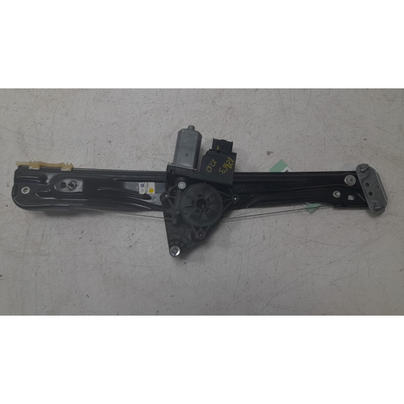 Recambio de elevalunas delantero derecho para citroën c3 aircross ii van (2c_, 2r_) puretech 82 referencia OEM IAM YQ00778380  C
