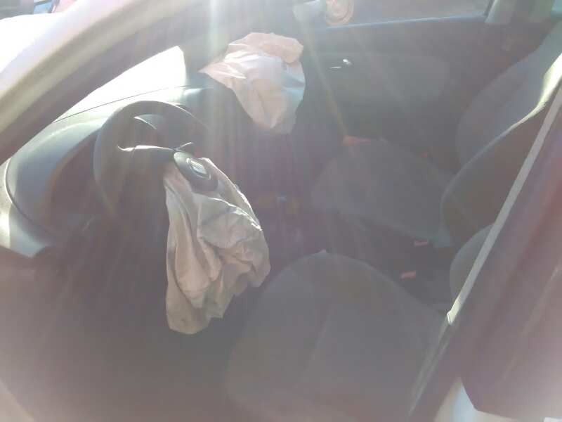 seat cordoba berlina (6l2) del año 2004