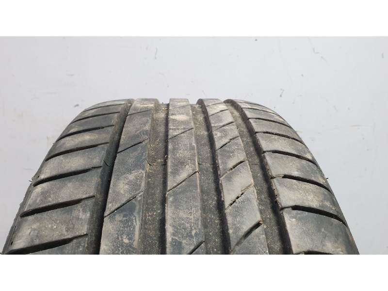 Recambio de neumatico para audi a1 sportback (8xa, 8xf) 1.6 tdi referencia OEM IAM 2154017  