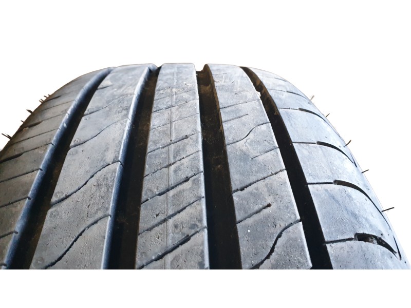 Recambio de neumatico para ford kuga iii (dfk) 2.5 fhev referencia OEM IAM 2256018  