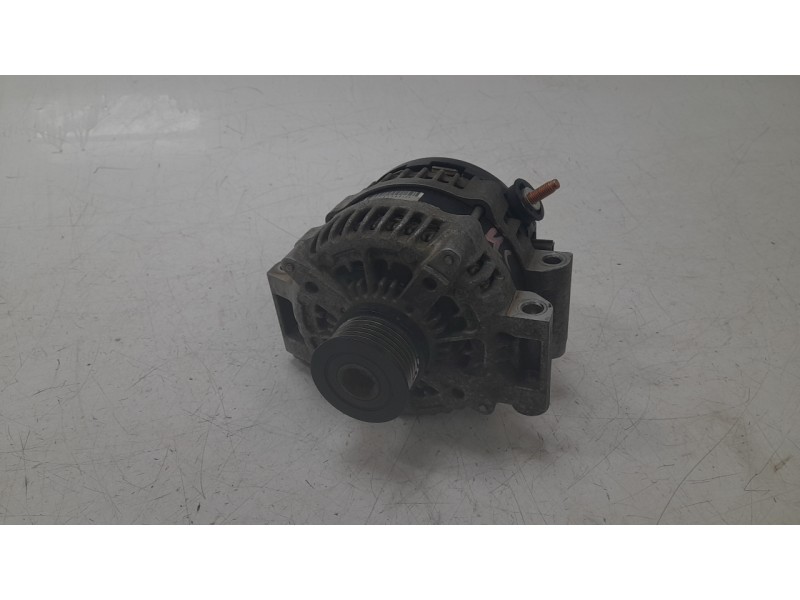 Recambio de alternador para maserati levante suv (m161) 3.0 d q4 referencia OEM IAM 675000572  
