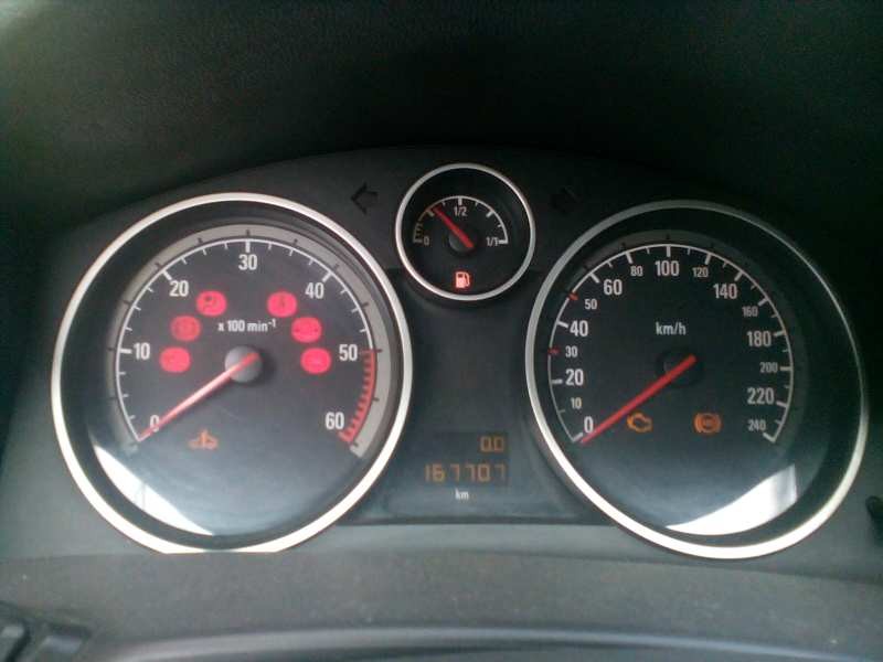 opel astra h berlina del año 2004