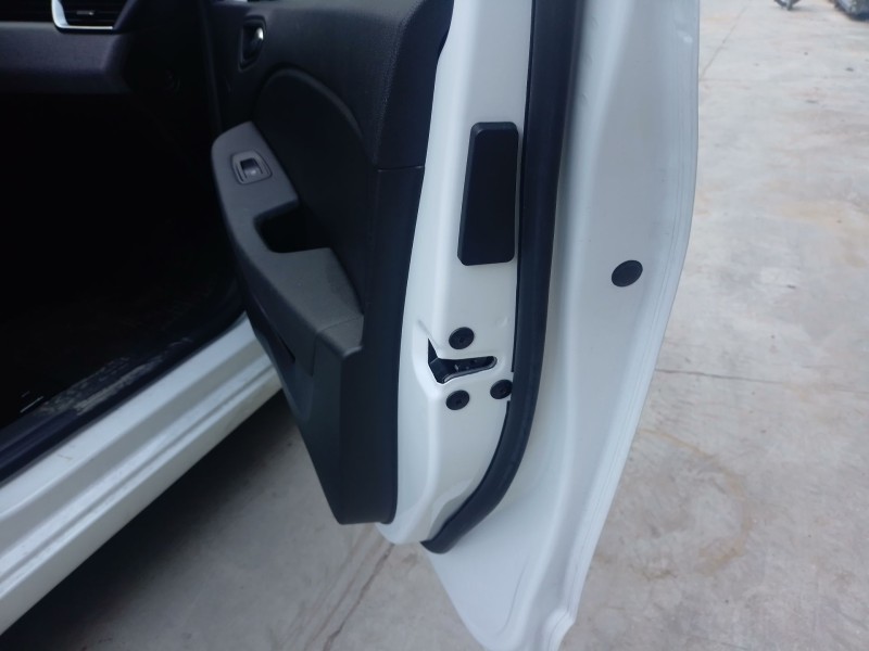 Recambio de cerradura puerta delantera derecha para renault clio v (b7_) tce 90 (b7mt) referencia OEM IAM   