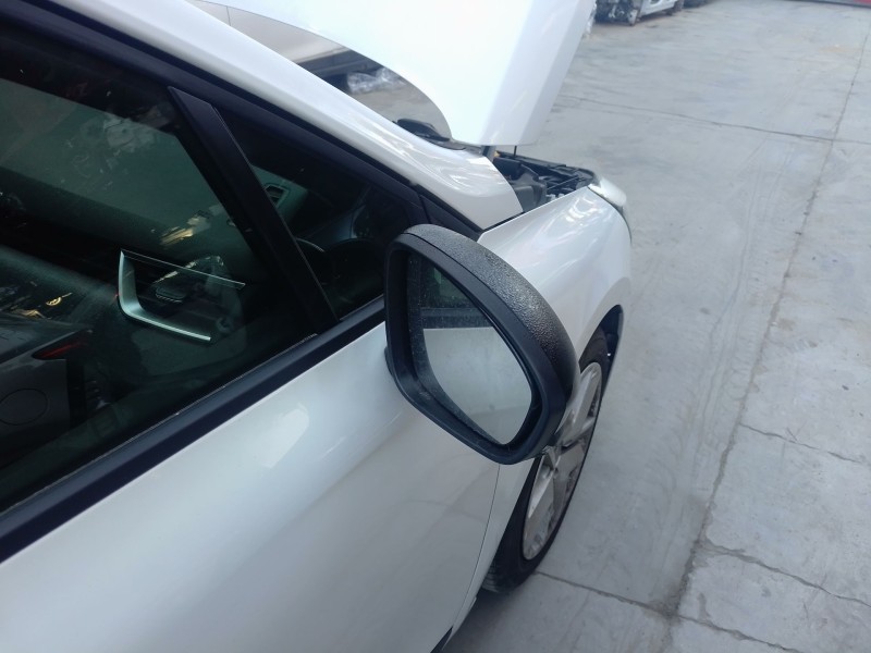 Recambio de retrovisor derecho para renault clio v (b7_) tce 90 (b7mt) referencia OEM IAM   