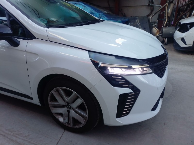 Recambio de morro completo para renault clio v (b7_) tce 90 (b7mt) referencia OEM IAM   