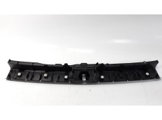 Recambio de molduras traseras para lexus rx 3.5 v6 24v cat referencia OEM IAM 5838748070   2