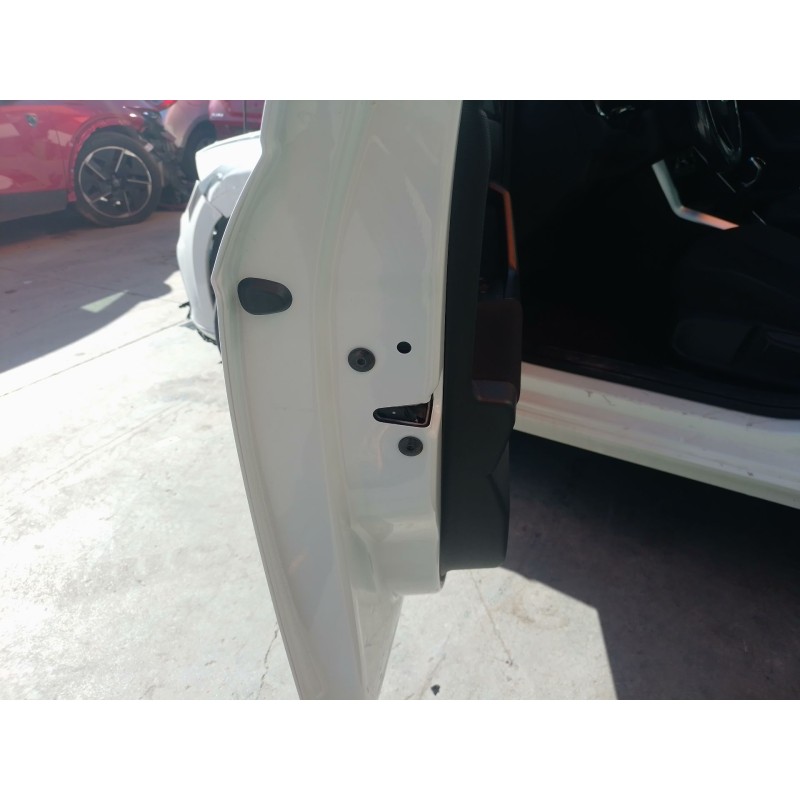 Recambio de cerradura puerta delantera izquierda para volkswagen polo vi (aw1, bz1, ae1) 1.0 tsi referencia OEM IAM   
