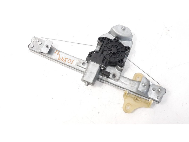 Recambio de elevalunas trasero izquierdo para renault clio iv zen referencia OEM IAM 827010501R  