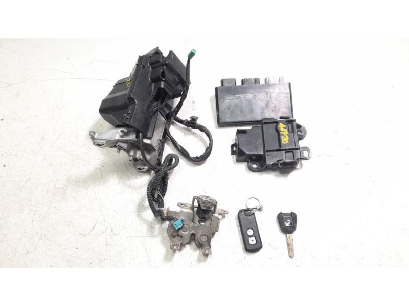 Recambio de conmutador de arranque para honda x-adv x-adv referencia OEM IAM 35101MKHD01 38770MKHD22 