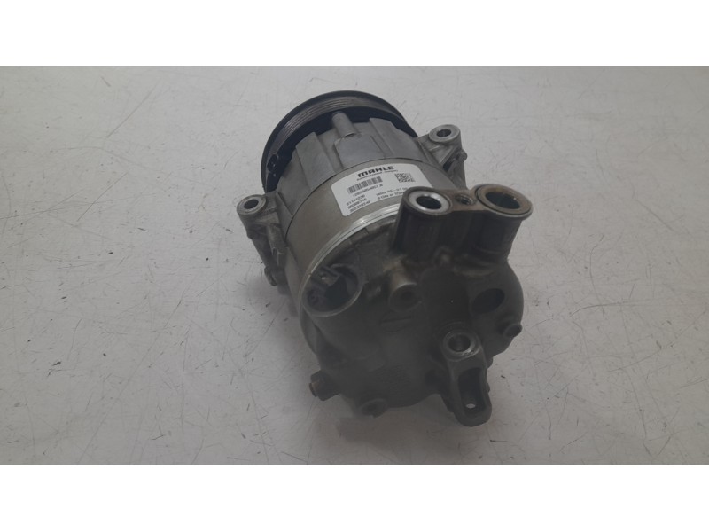 Recambio de compresor aire acondicionado para maserati levante suv (m161) 3.0 d q4 referencia OEM IAM 954108  781323/380606/CAF1