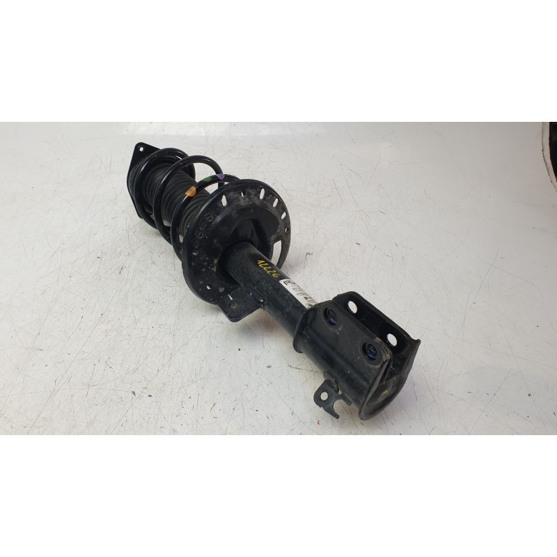 Recambio de amortiguador delantero izquierdo para peugeot 208 ii (ub_, up_, uw_, uj_) 1.2 puretech 100 referencia OEM IAM 983116