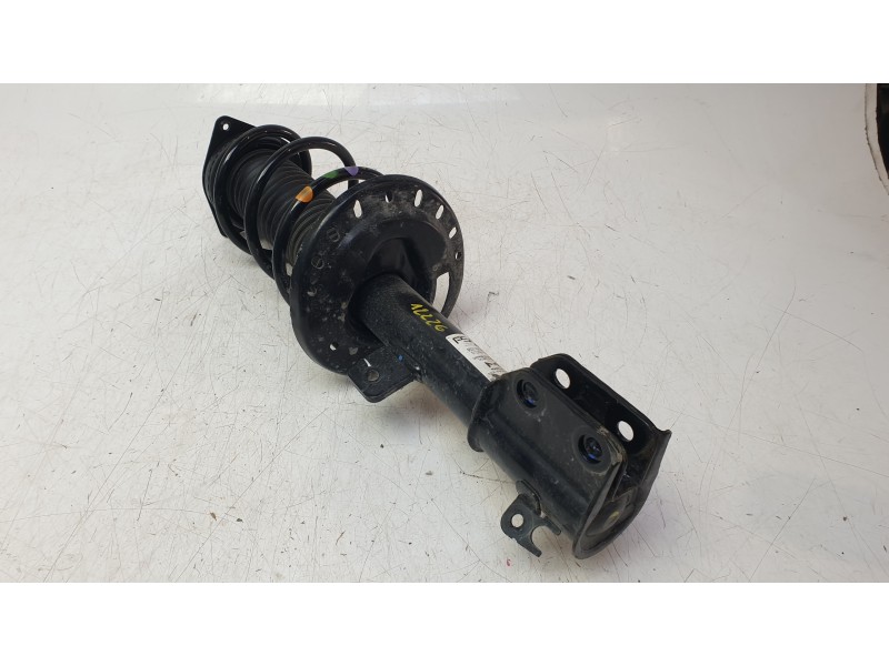 Recambio de amortiguador delantero izquierdo para peugeot 208 ii (ub_, up_, uw_, uj_) 1.2 puretech 100 referencia OEM IAM 983116