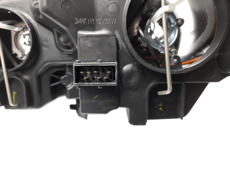 Recambio de faro derecho para citroën c4 berlina referencia OEM IAM 620653 10107310001 10107310001/CI4244903/11228002/5150012