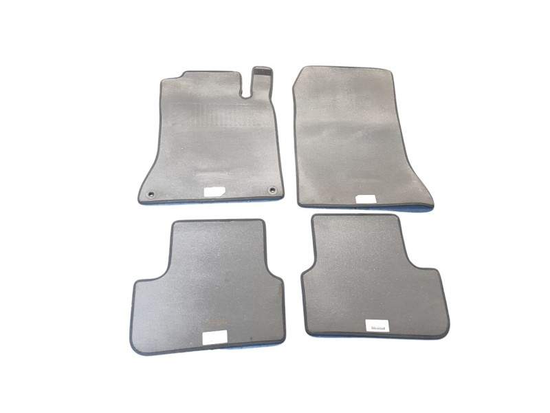 Recambio de juego alfombrillas para mercedes-benz clase gla (w156) gla 200 cdi (156.908) referencia OEM IAM A1176804600  