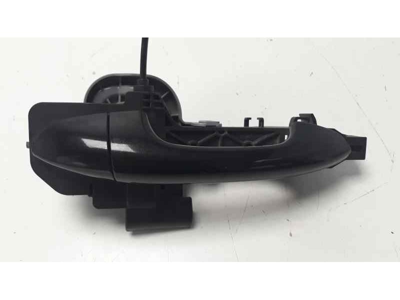 Recambio de maneta exterior trasera derecha para kia cee´d 1.4 crdi cat referencia OEM IAM 82661A2000  