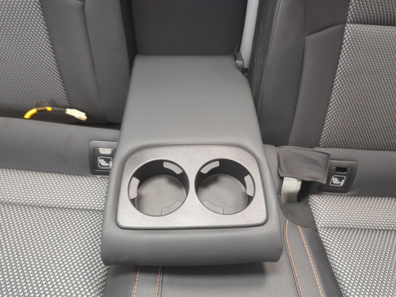 Recambio de juego asientos completo para subaru xv (gt, g24) 2.0 i awd (gt7) referencia OEM IAM 64140FL270NG  