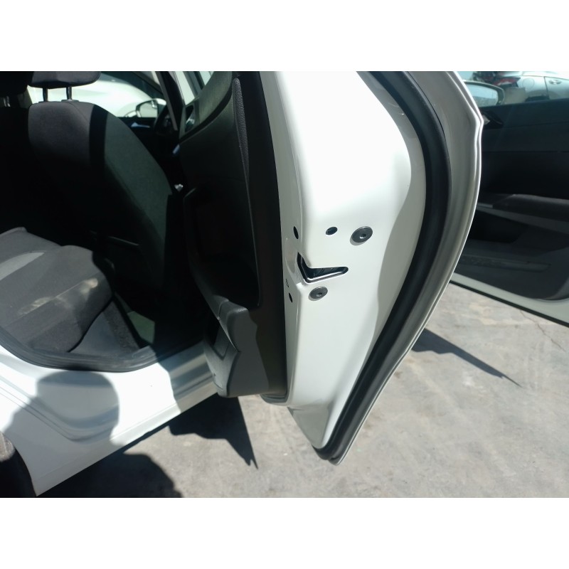 Recambio de cerradura puerta trasera derecha para volkswagen polo vi (aw1, bz1, ae1) 1.0 tsi referencia OEM IAM   