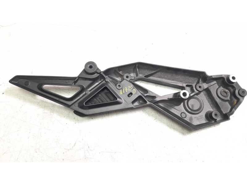 Recambio de estribo lateral para honda x-adv x-adv referencia OEM IAM 50650MKHD00ZC  