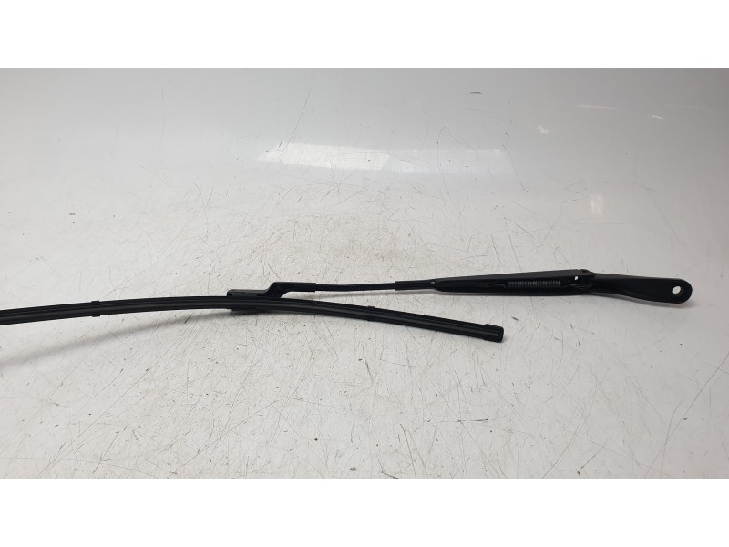 Recambio de brazo limpia delantero izquierdo para peugeot 208 ii (ub_, up_, uw_, uj_) 1.2 puretech 100 referencia OEM IAM 982293