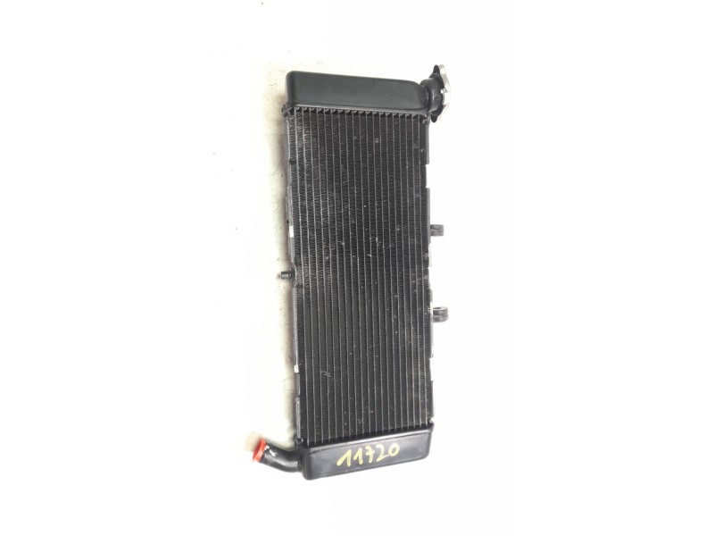 Recambio de radiador agua para honda x-adv x-adv referencia OEM IAM 19010MKHD01  