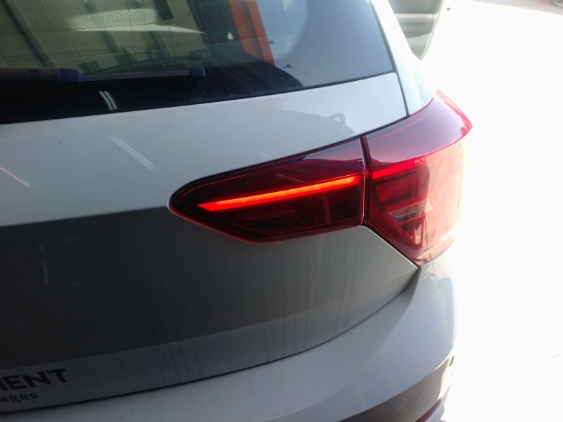 Recambio de piloto trasero derecho interior para volkswagen polo vi (aw1, bz1, ae1) 1.0 tsi referencia OEM IAM   