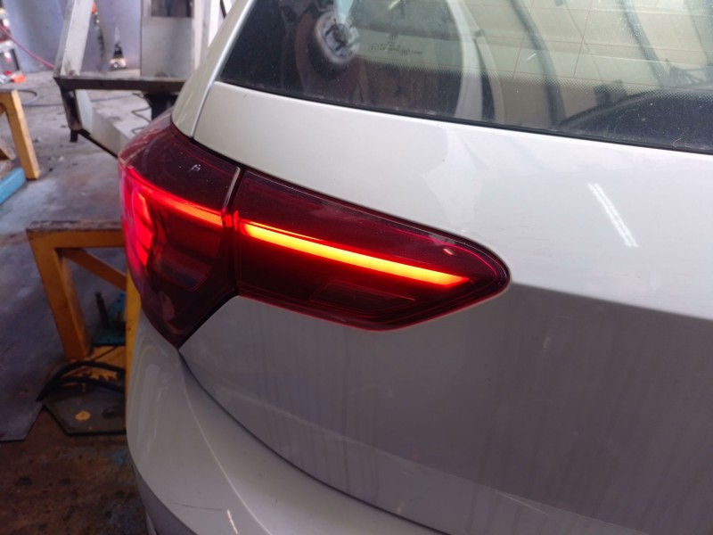 Recambio de piloto trasero izquierdo interior para volkswagen polo vi (aw1, bz1, ae1) 1.0 tsi referencia OEM IAM   