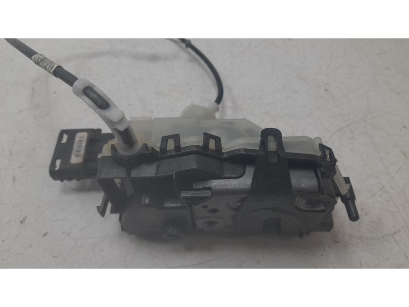 Recambio de cerradura puerta trasera izquierda para peugeot 3008 ii suv (mc_, mr_, mj_, m4_) 1.2 thp/ puretech 130 (mrhnsm, mrhn