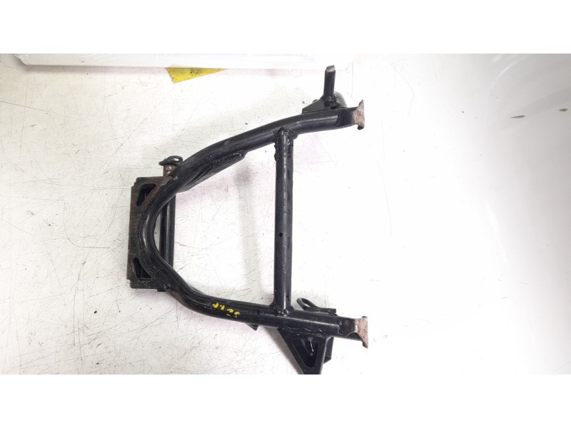 Recambio de caballete central para honda x-adv x-adv referencia OEM IAM 50500MKHD00  