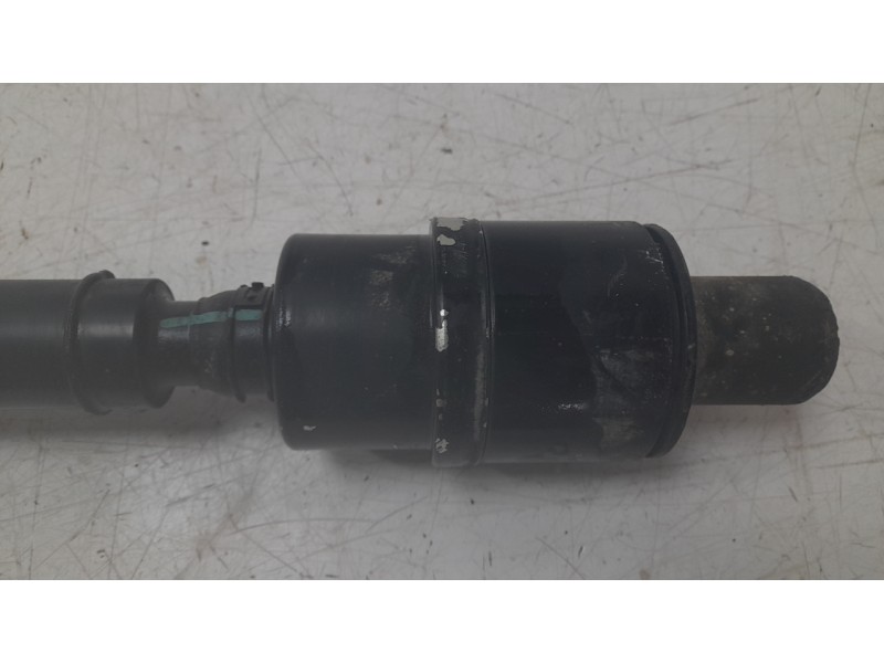 Recambio de transmision central delantera para maserati levante suv (m161) 3.0 d q4 referencia OEM IAM 06700330280  