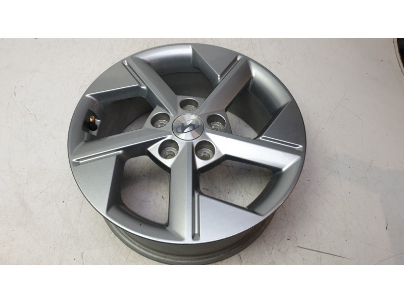 Recambio de llanta para hyundai kona (os, ose, osi) 1.6 gdi hybrid referencia OEM IAM 52910DF100  