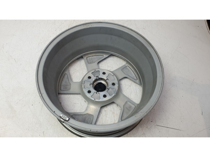 Recambio de llanta para hyundai kona (os, ose, osi) 1.6 gdi hybrid referencia OEM IAM 52910DF100  