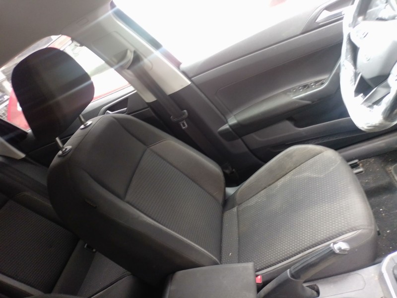 Recambio de juego asientos completo para volkswagen taigo (cs1) 1.0 tsi referencia OEM IAM   