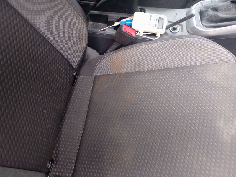 Recambio de juego asientos completo para volkswagen taigo (cs1) 1.0 tsi referencia OEM IAM   