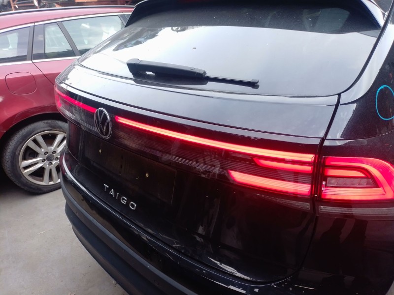 Recambio de piloto trasero central para volkswagen taigo (cs1) 1.0 tsi referencia OEM IAM   