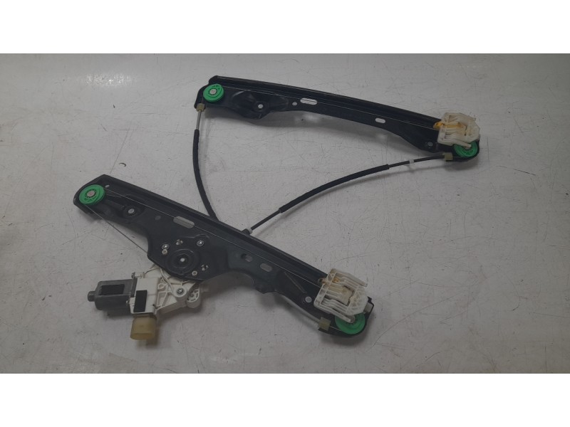 Recambio de elevalunas delantero derecho para bmw x1 (e84) xdrive 20d referencia OEM IAM 51332990386  112090/106062415/BM702W023