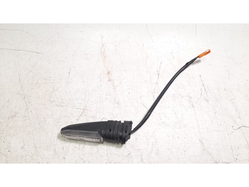 Recambio de piloto delantero izquierdo para honda cbr (601cc - ) cbr 650 r (rh01) referencia OEM IAM 33450MKND11  