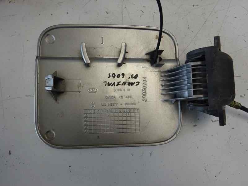 Recambio de tapa exterior combustible para kia carnival ii 2.9 crdi cat referencia OEM IAM 0K55242410  