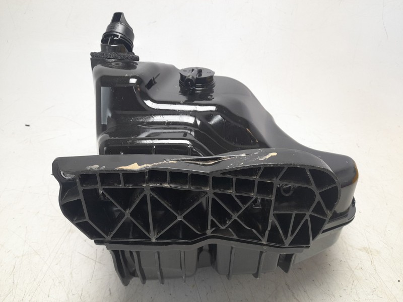 Recambio de deposito adblue para seat alhambra (710, 711) 2.0 tdi referencia OEM IAM   