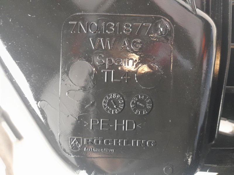 Recambio de deposito adblue para seat alhambra (710, 711) 2.0 tdi referencia OEM IAM   