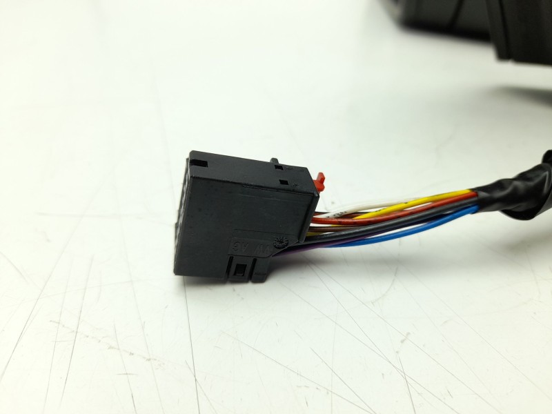 Recambio de retrovisor izquierdo para volkswagen polo vi (aw1, bz1, ae1) 1.0 tsi referencia OEM IAM 2G1857501BA9B9  1052378014/V