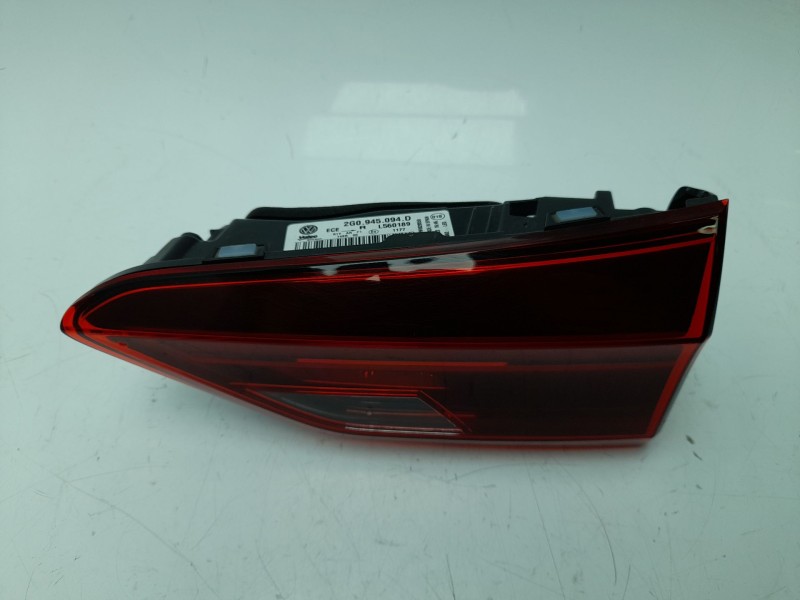 Recambio de piloto trasero derecho interior para volkswagen polo vi (aw1, bz1, ae1) 1.0 tsi referencia OEM IAM 2G0945094D  